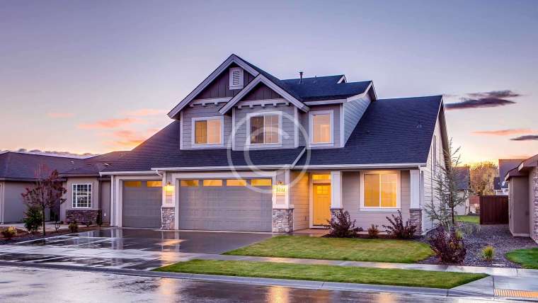 Why You Should Leave Roof Maintenance to the Professionals